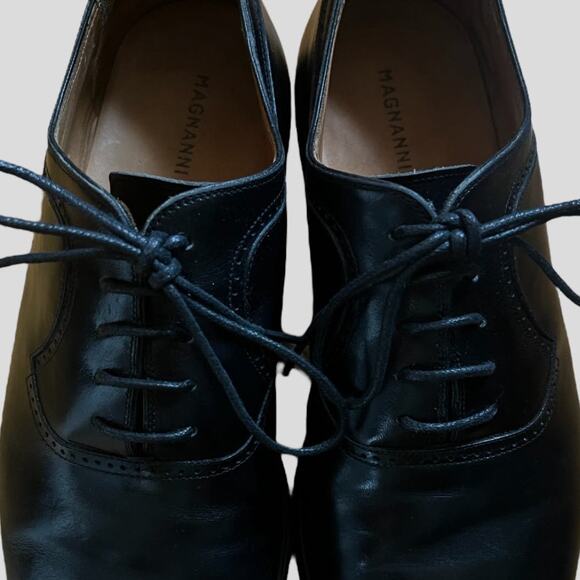 Magnanni Black Leather Dress Shoes | Size 11 - Picture 6 of 11